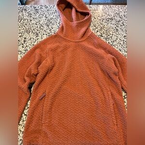 Patagonia women’s diamond capra hoody. Size small. Pinkish / orange.